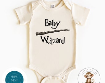 Baby Wizard Baby Onesie® | Cadeau baby shower | T-shirt personnalisé pour enfants | Cadeau pour nouveau parent