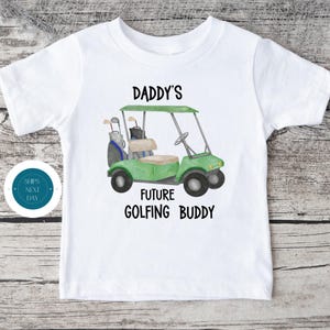 Koszulka dla dzieci Daddys Future Golfing Buddy | Słodka, zabawna koszulka | Słodka koszulka Fathers Fay | Koszulka z wózkiem golfowym