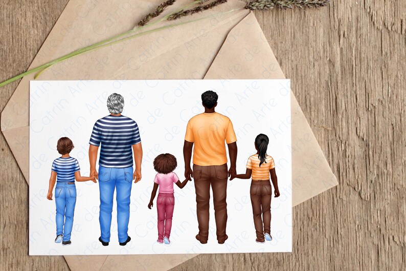 Puede incluir: Una familia de cinco personas caminando juntas, tomadas de la mano. La familia est&aacute; compuesta por dos adultos, un hombre con cabello gris y un hombre con piel morena, y tres ni&ntilde;os, dos ni&ntilde;as y un ni&ntilde;o. Los adultos visten ropa casual y los ni&ntilde;os visten ropa colorida.