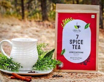 Loser Kräutermilchtee mit 7 Gewürzen - Koffeinarmer Assam-Tee mit Zimt, Minze, Kardamom, Nelken, Lorbeerblatt, Fenchelsamen und schwarzem Pfeffer