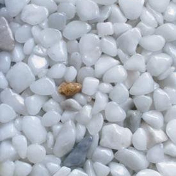 Carrara Natural Marble Pebbles, 3 lbs