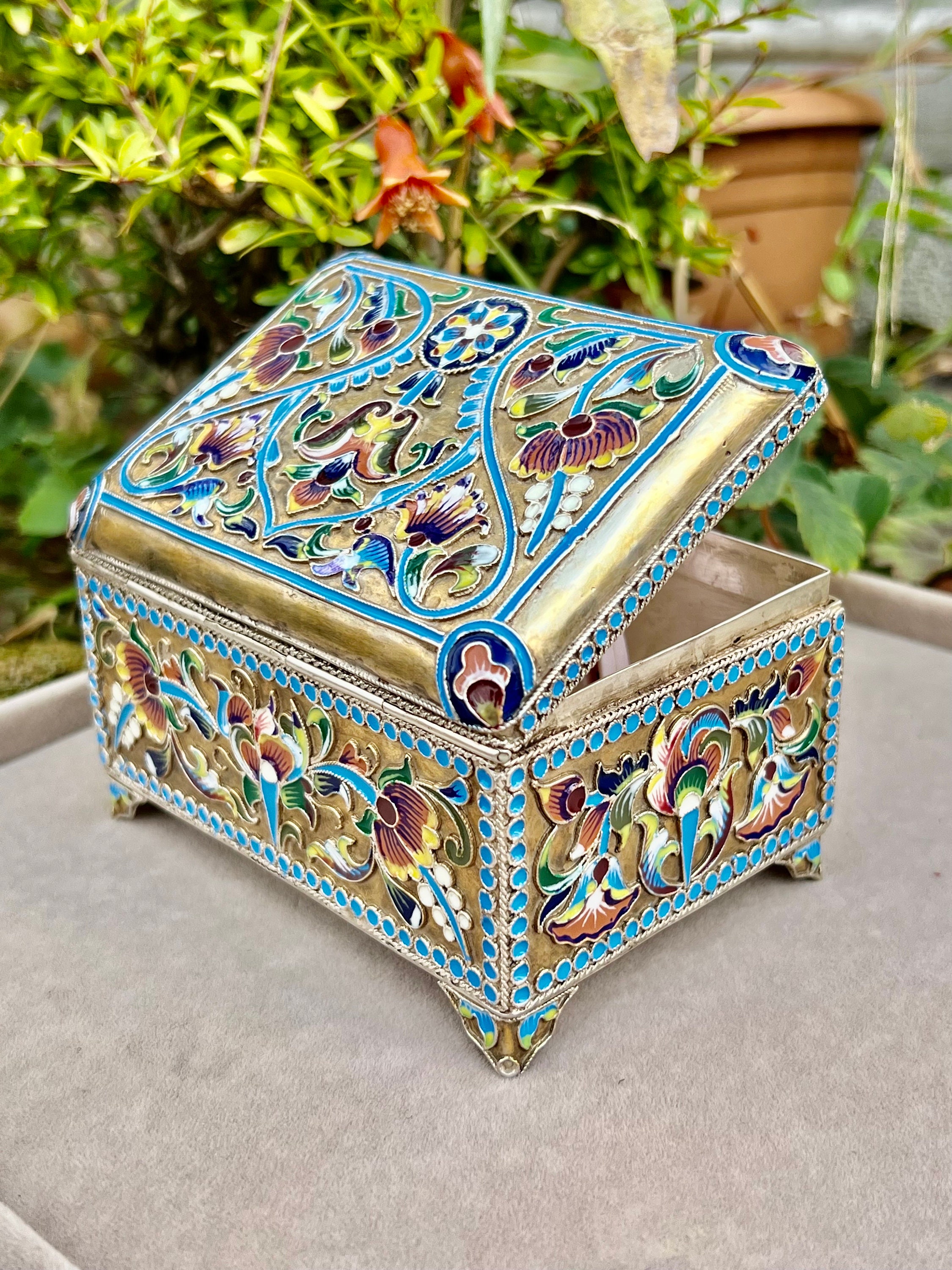 Enamel jewelry box deals