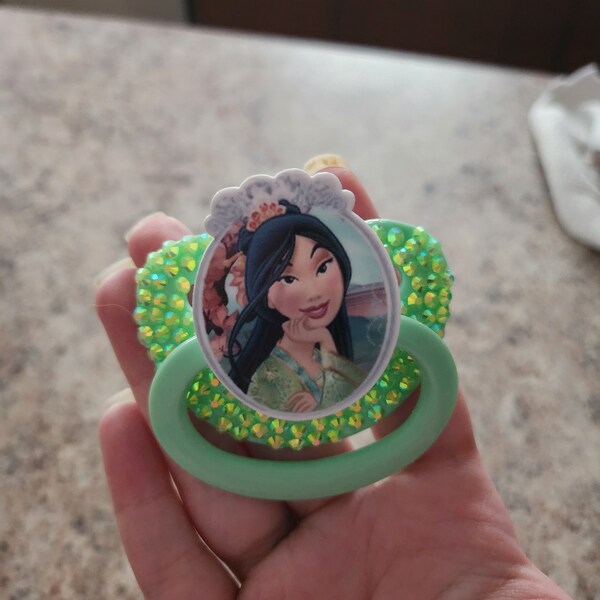 Mulan adult paci