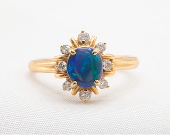 Unique 18k Yellow Gold Opal and Diamond Ring