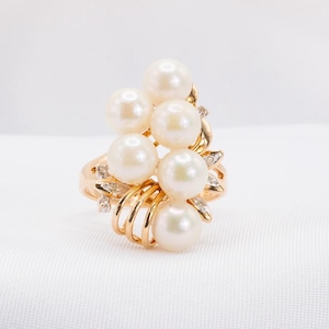 Vintage 14k Yellow Gold Pearl & Diamond Ring
