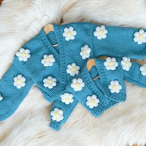 Daisy Chunky Mom and Daughter Cardigan – Handmade, Unique Mother’s Day Gift - Personalized Cardigan - Hand Knit Woman Gift
