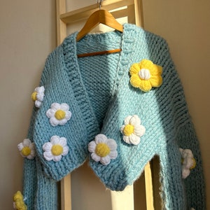 Cardigan épais en maille marguerite, cardigan en laine, cardigan épais tricoté à la main, cadeau fête des mères, cadeau pour femme image 6