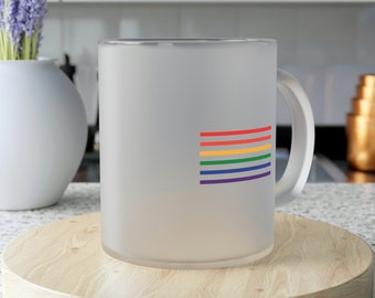 Mattierte LGBTQ Pride Tasse