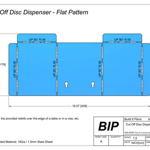 Pode incluir: Um diagrama de padr&atilde;o plano azul para um dispensador de discos de corte, com dimens&otilde;es em polegadas e mil&iacute;metros. O diagrama mede 408 mm de largura e 178 mm de altura, com o texto "Cut Off Disc Dispenser - Flat Pattern" no topo. Inclui instru&ccedil;&otilde;es.