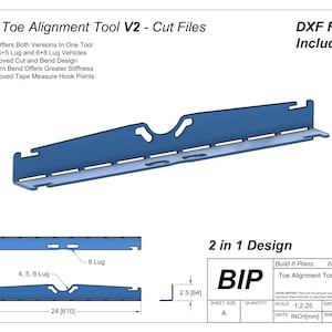 Könnte beinhalten: Ein blaues DIY-Spurvermessungswerkzeug aus Metall für Fahrzeuge mit 4+5 oder 6+8 Radbolzen. Das Werkzeug ist so konzipiert, dass es aus einer Metallplatte ausgeschnitten werden kann. Das Bild enthält ein Diagramm des Werkzeugs und seine Abmessungen in Millimetern. Der Text "DXF Files Included!" befindet sich oben rechts im Bild. Der Text "2 in 1 Design" befindet sich unten rechts im Bild. Der Text "Build It Plans builditplans.ca" befindet sich unten rechts im Bild. Der Text "Toe Alignment Tool V2 v7" befindet sich unten rechts im Bild. Der Text "LEGAL NOTICE: Plans are for personal use only. Do not copy or reproduce these drawings or associated files without permission." befindet sich unten rechts im Bild. Der Text "SCALE 1:2.25" befindet sich unten rechts im Bild. Der Text "UNITS INCH [mm]" befindet sich unten rechts im Bild. Der Text "DATE 2024-05-21" befindet sich unten rechts im Bild. Der Text "SHEET 1/2" befindet sich unten rechts im Bild.