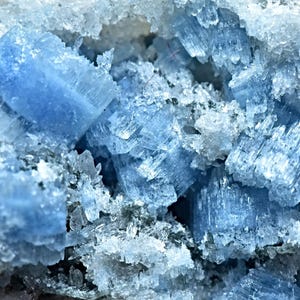 Unusual Vorobyevite Beryl Rosterite Crystal Cluster with Quartz & Mica 34 Carat