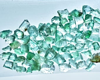 アフガニスタン パンジシール産天然エメラルド原石 10 カラット - Etsy