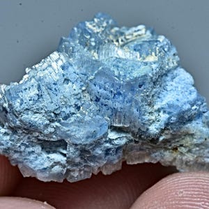 Unusual Vorobyevite beryl Rosterite Crystal 18 Carat