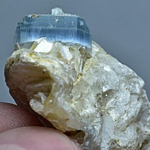 Unusual Vorobyevite Beryl Rosterite Crystal Specimen 59 Carat