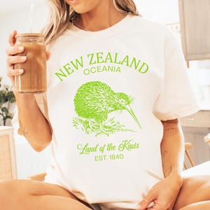 Comfort Colors New Zealand Kiwi Bird TShirt, Visit New Zealand Shirt, Oceania Travel Tee, New Zealander Pacific Ocean, North South Island
