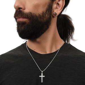 Cross Pendant With Snake Chain Necklace