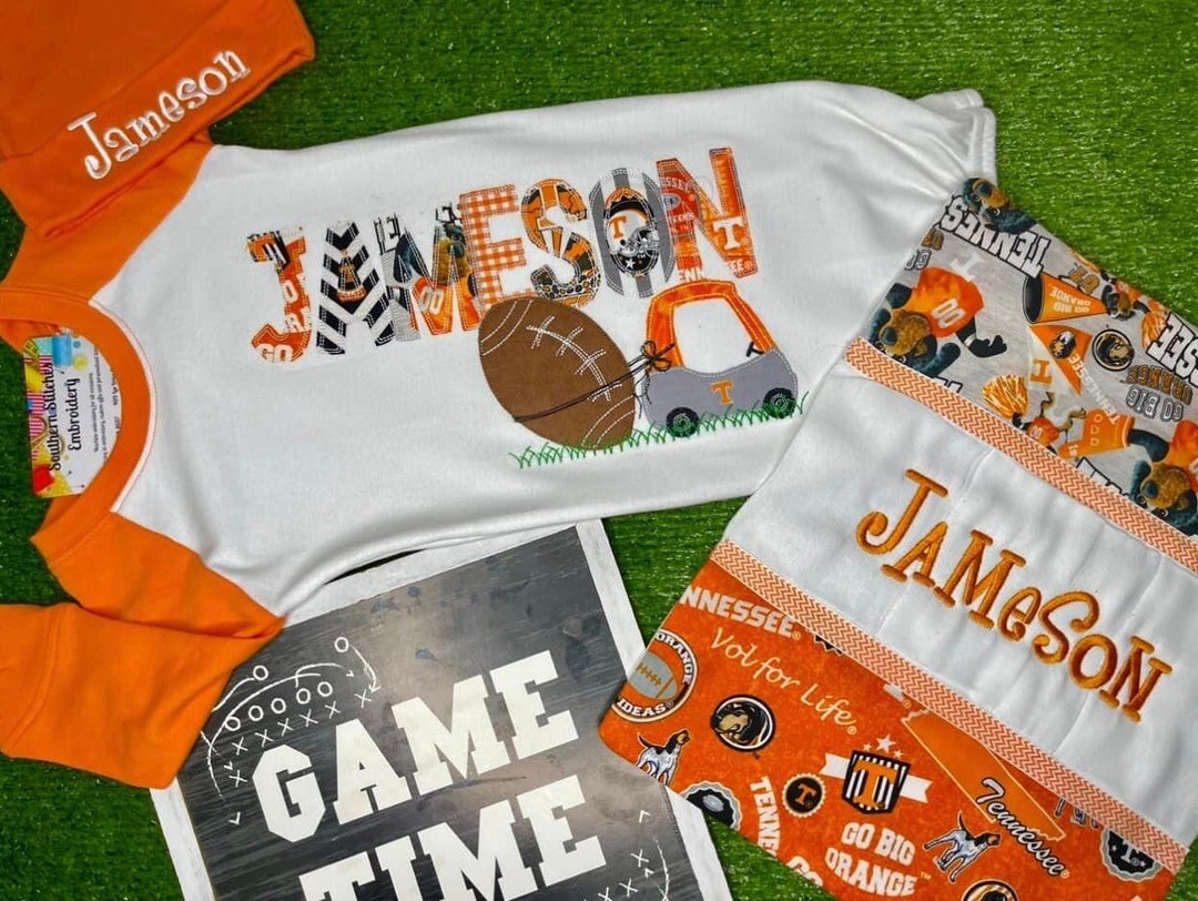 Personalized Baby Boy/girl Gown Set. Tennessee Vols Personalized Gown