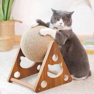 Cat Scratching ROTATABLE Ball Scratcher Toy