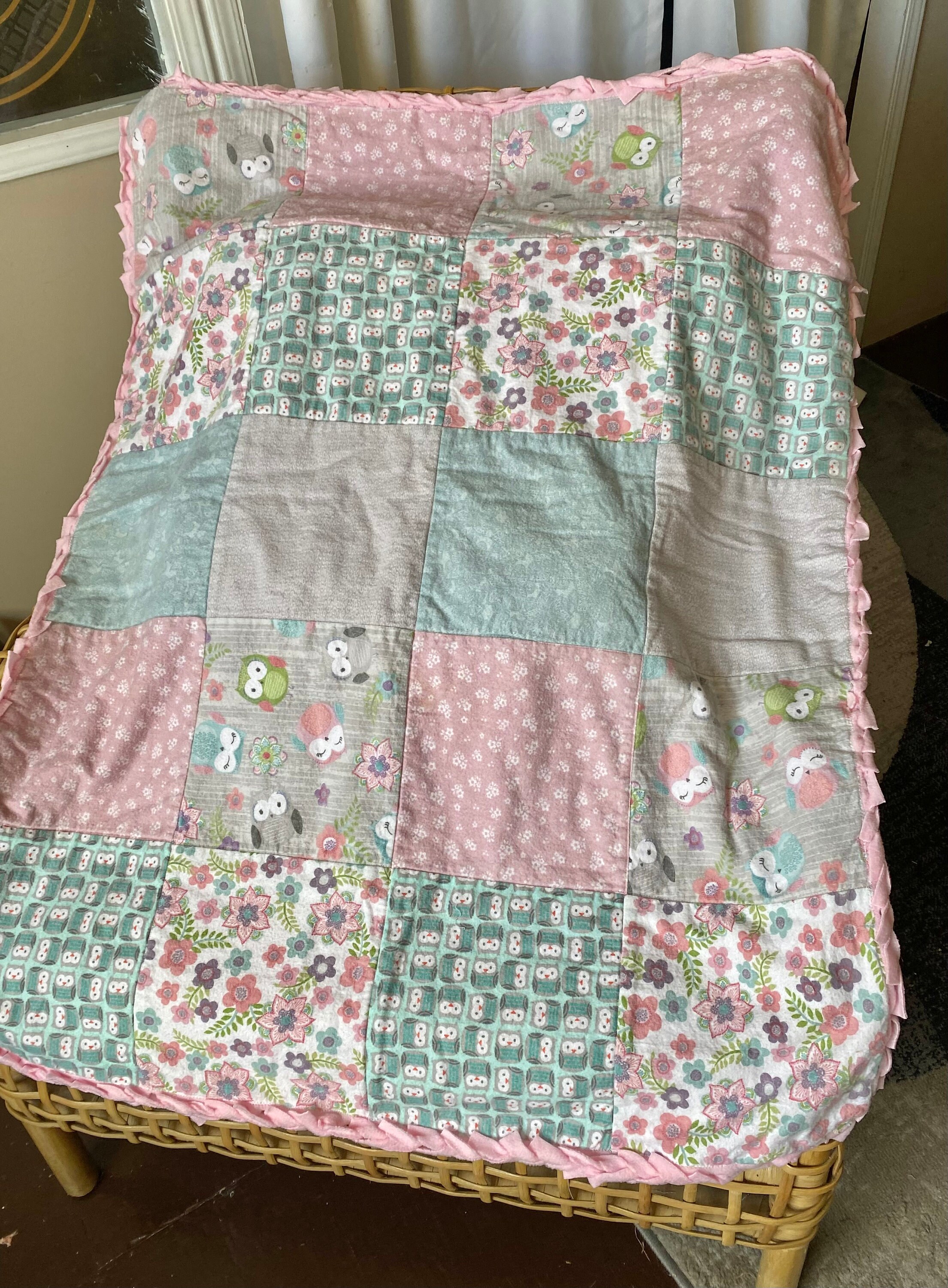 Sweet Pink Owls Baby Quilt Set