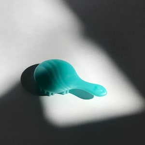Holala or Blythe Doll Hair Brush