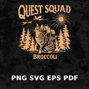 Może przedstawiać: Brązowo-biały kot z plecakiem stoi przed dwoma sosnami. Kot patrzy w górę i ma zaskoczony wyraz twarzy. Tekst "QUEST SQUAD" znajduje się nad kotem, a tekst "BROCCOLI" pod kotem. Tło jest ciemnobrązowe.
