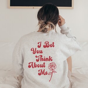 Ich wette, du denkst an mich Sweatshirt, Taylor Sweatshirt, Rot, Konzert Sweatshirt, Musikliebhaber Geschenk, Taylor Fan Geschenk