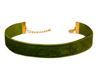 Green Velvet Choker Necklace 2 cm Width for Mothers Day gift - Green Gothic Victorian Style Choker Necklace