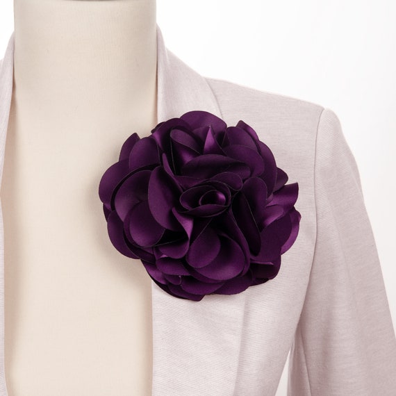 SATIN ROSE BROOCH MAROON SATIN ROSE BROOCH MAROON