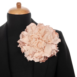 Beige Fabric Flower Brooch – Handmade Pin, Bohemian Wedding and Event Accessory
