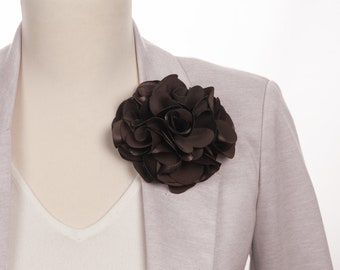 Vintage Brown Flower Brooch for Dress Accessory, Handmade Floral Shoulder Pin