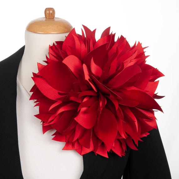 elegant red zirconia crystal rose flower brooch pin women - Temu Elegant Red Floral Brooch main image 2