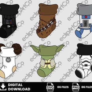 Könnte beinhalten: Sechs Cartoon-Weihnachtsstrümpfe mit Charakteren aus einem Science-Fiction-Franchise. Die Strümpfe sind so gestaltet, dass sie Darth Vader, Chewbacca, R2-D2, Prinzessin Leia, Yoda und einen Sturmtruppler darstellen. Das Bild enthält den Text "DIGITAL DOWNLOAD", "SVG 06 FILES" und "PNG 06 FILES".