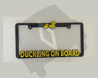 Marco de matrícula de patito a bordo