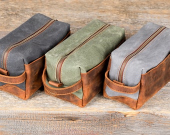 Personalized Dopp Kit in Leather and Waxed Canvas, Groomsmen Leather toiletry bag men, Logo Engraved Dopp Bag, Gift for Husband