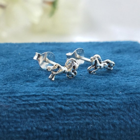 Orecchini A Cavallo In Argento 925 Con Girasole E Nodo Celtico – Gioielli Animalari Ipoallergenici – Regalo Per Donne E Amanti Dei Cavalli