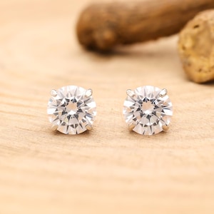 Round Solitaire CZ 925 Silver Stud Earrings | Round Cut Solitaire Studs | Dainty Cubic Zirconia Earrings | Bridal Earrings | Gift for Her