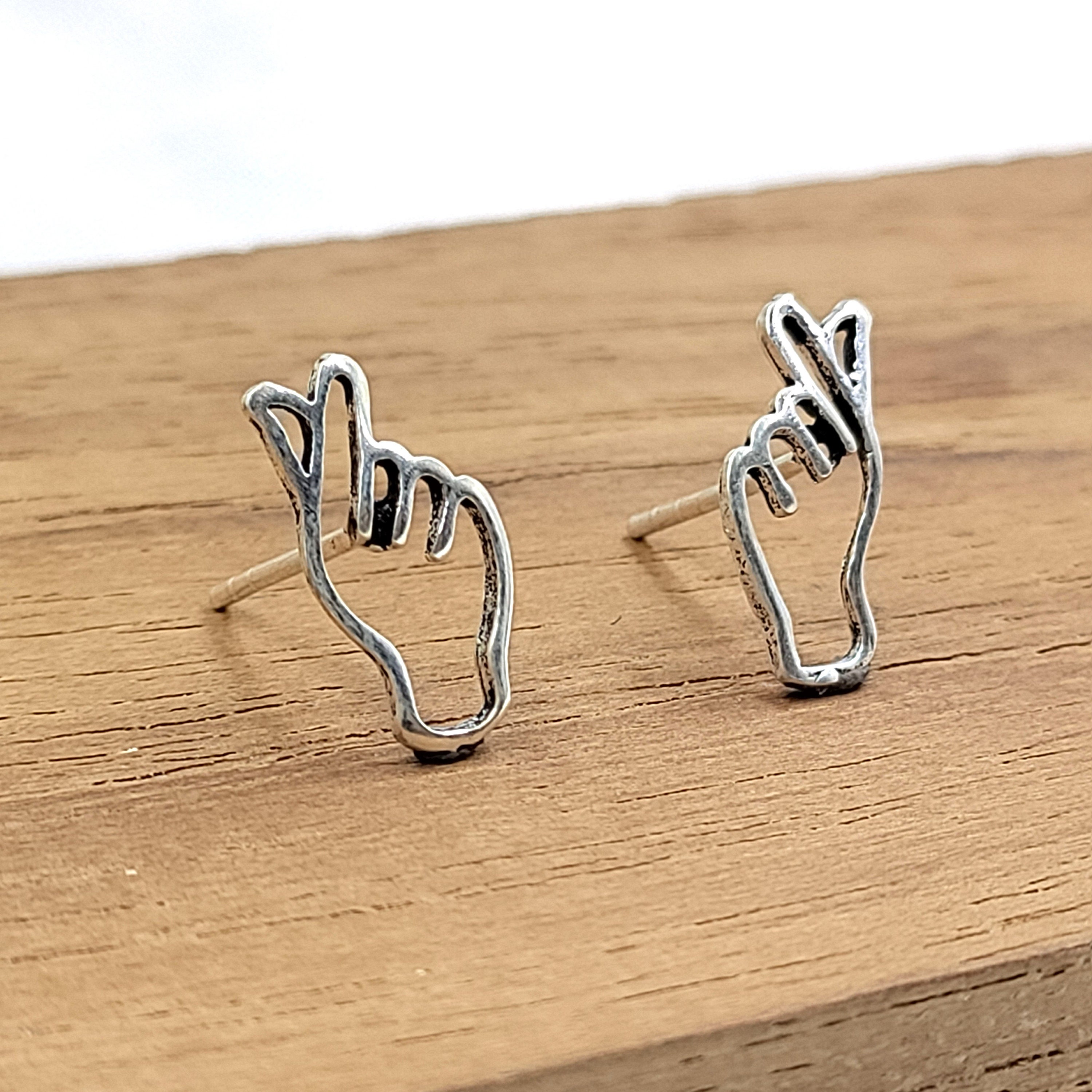 Orecchini a bottone a forma di cuore in argento sterling 925 / Orecchini a bottone a forma di cuore / Orecchini minimalisti / Orecchini delicati / Orecchini a forma di amore / Regalo per lei - Italia