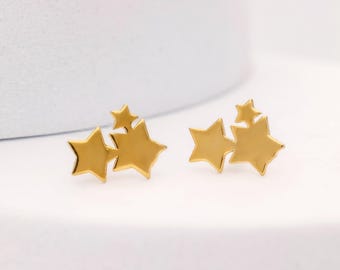 Pendientes pequeños de estrella de plata de ley 925 / Pendientes pequeños de estrella doble / Joyería celestial minimalista / Lindo regalo hecho a mano para ella