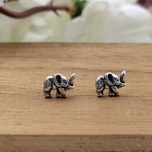 Cute Elephant Earrings gift Oxidised Silver Elephant Stud Animal Studs Baby Elephant Safari Jewelry Minimalist Handmade Stud with Pushback