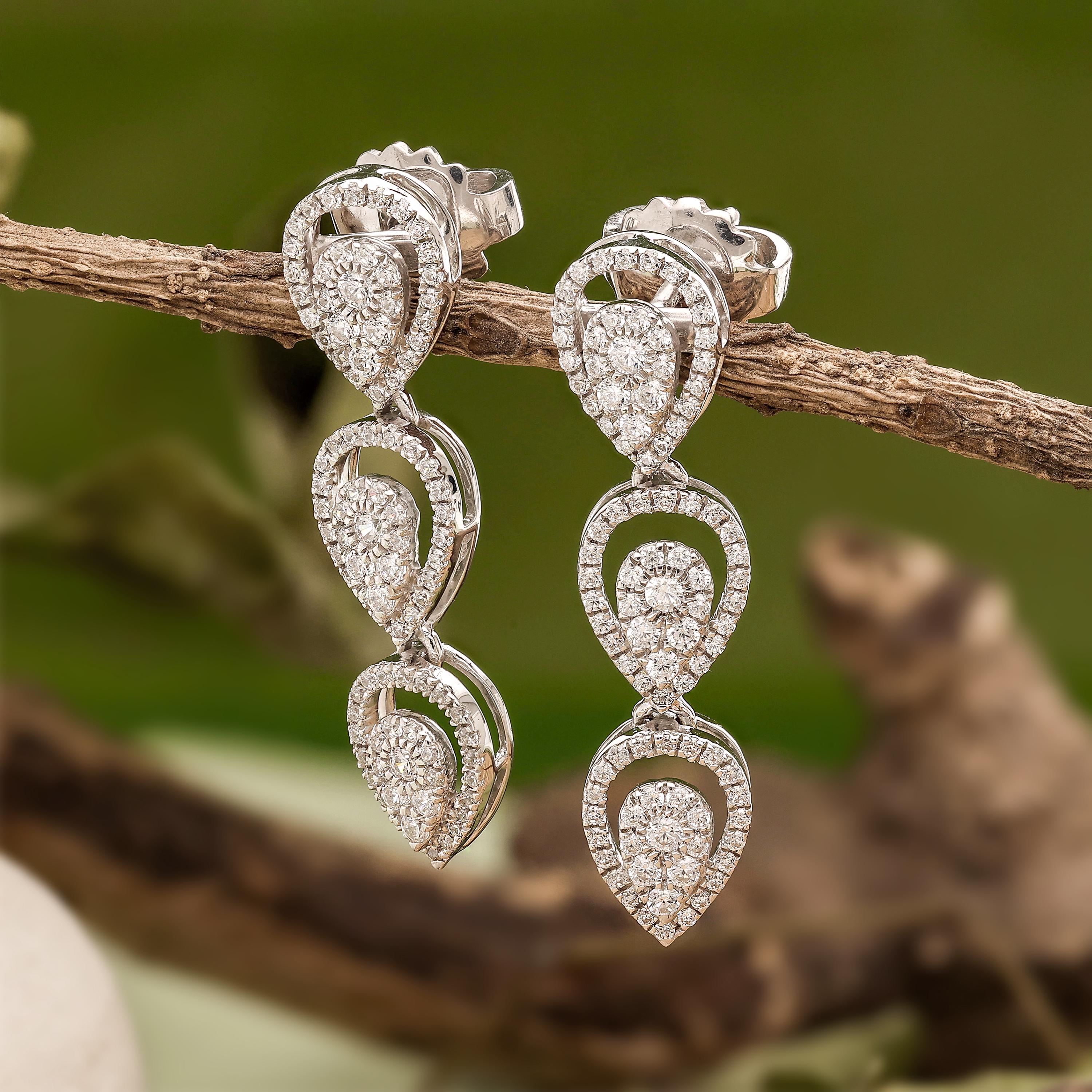 ハイヒールピアス　high heels earrings　silver925 Triple Teardrop CZ Dangle Earrings, 925 Sterling Silver, Bridal