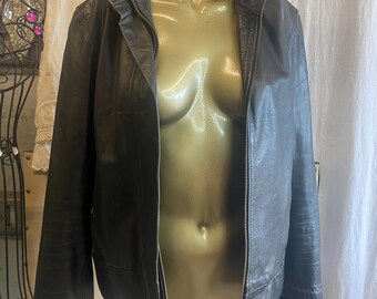 Y2K vintage Black leather jacket. Rubbish brand, sz.L