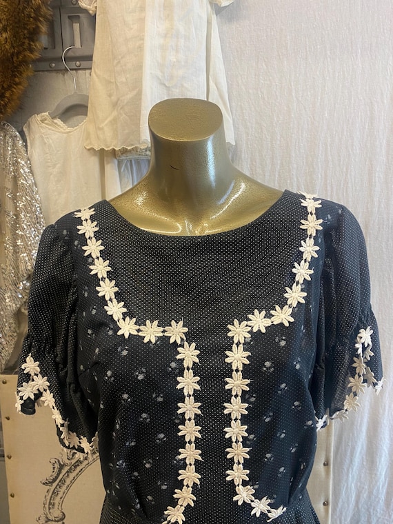 1980’s vintage black and white “cottage core” dress, … - Gem