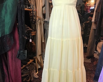 Vintage 1970’s yellow maxi dress