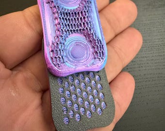 The Fusion Fidget Slider 3 click (chameleon blue-purple PLA ) Silent