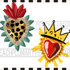 Pu&ograve; includere: Due cuori stilizzati con una corona sopra uno. Il cuore a sinistra &egrave; dorato con macchie nere e ha un design floreale rosso e verde intorno. Il cuore a destra &egrave; rosso con una corona gialla e un design a raggiera giallo intorno.