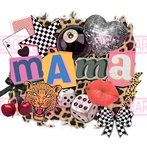以下が含まれることがあります： 「MAMA」の文字、ディスコボールのハート、ヒョウの顔、サイコロ、サクランボ、トランプ、市松模様の星とリボンを組み合わせた、ヒョウ柄の背景に配置された、遊び心のある要素のコラージュ。