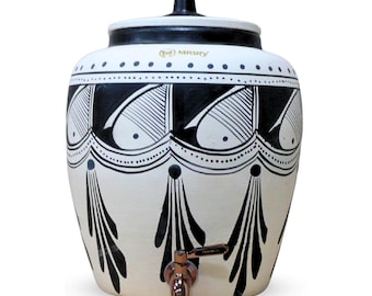Handmade Terracotta Water Pot, Black Spade Design, 11 Liters