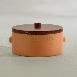 Handcrafted Clay Curd Setter: Traditional Terracotta Serving Bowl with Lid