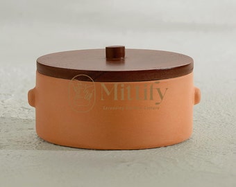 Handcrafted Clay Curd Setter: Traditional Terracotta Serving Bowl with Lid