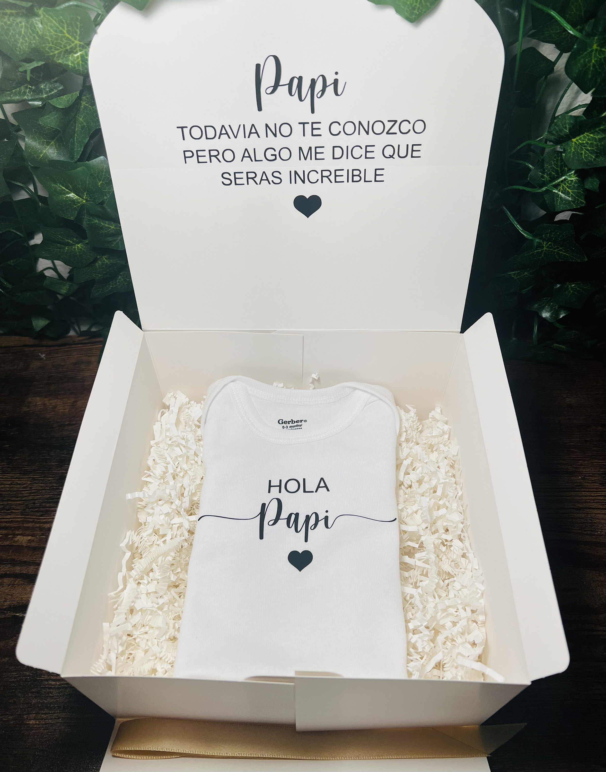 Papi Baby Announcement Box: \, image size:2355x3000